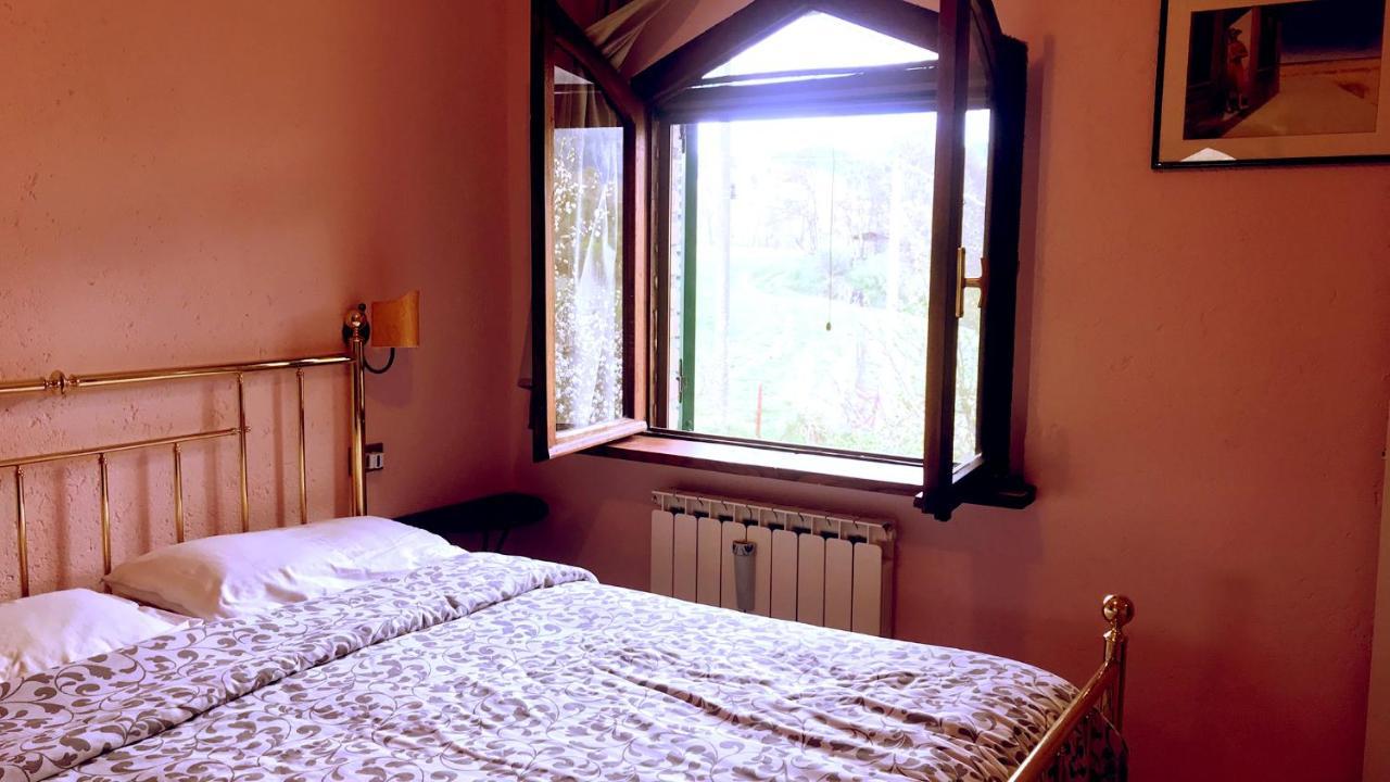 Pian D'Isola Bed & Breakfast Costacciaro Luaran gambar